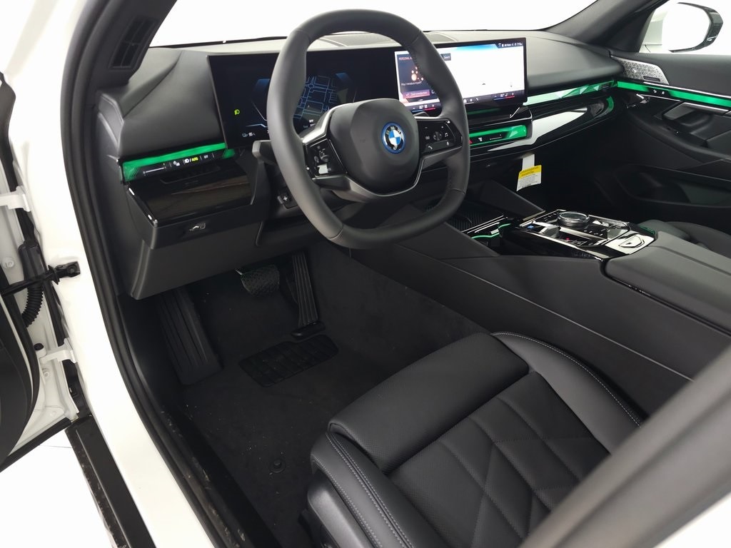 2024 BMW i5 eDrive40 13