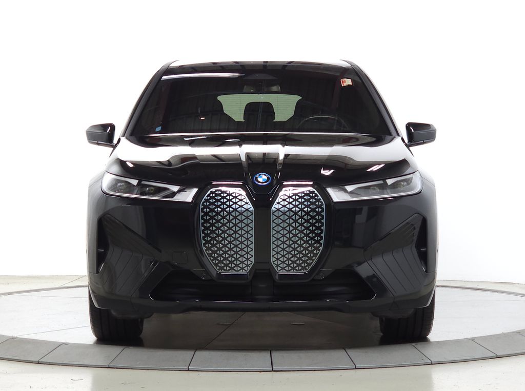Used 2024 BMW iX Base with VIN WB523CF06RCP02923 for sale in Schaumburg, IL