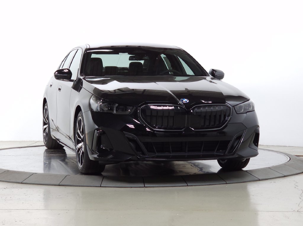 2027 BMW 550e xDrive Sedan WBA13FK08VCZ06590