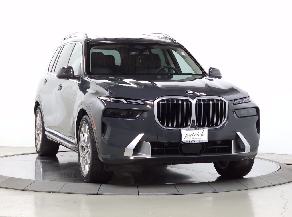 2026 BMW X7 40i