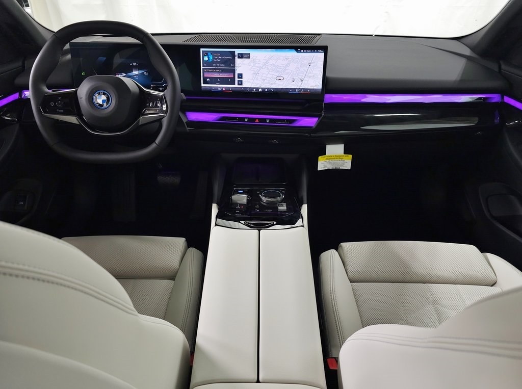 2024 BMW i5 eDrive40 8