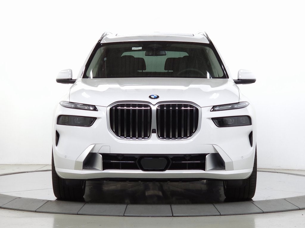 Used 2026 BMW X7 40i with VIN 5UX23EM09T9038882 for sale in Schaumburg, IL
