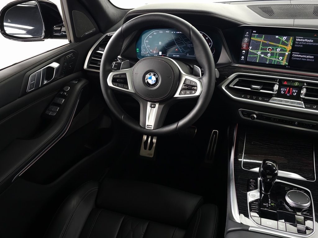 2022 BMW X7 M50i 19