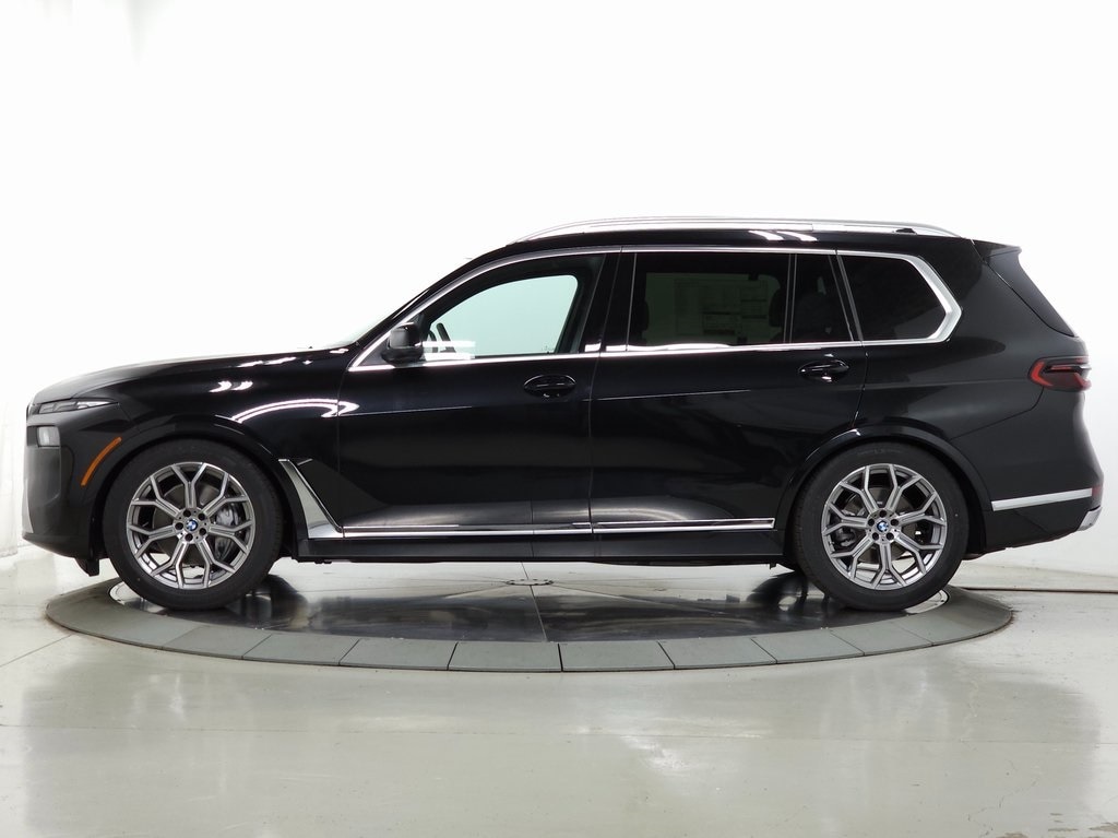 2025 BMW X7 xDrive40i 4