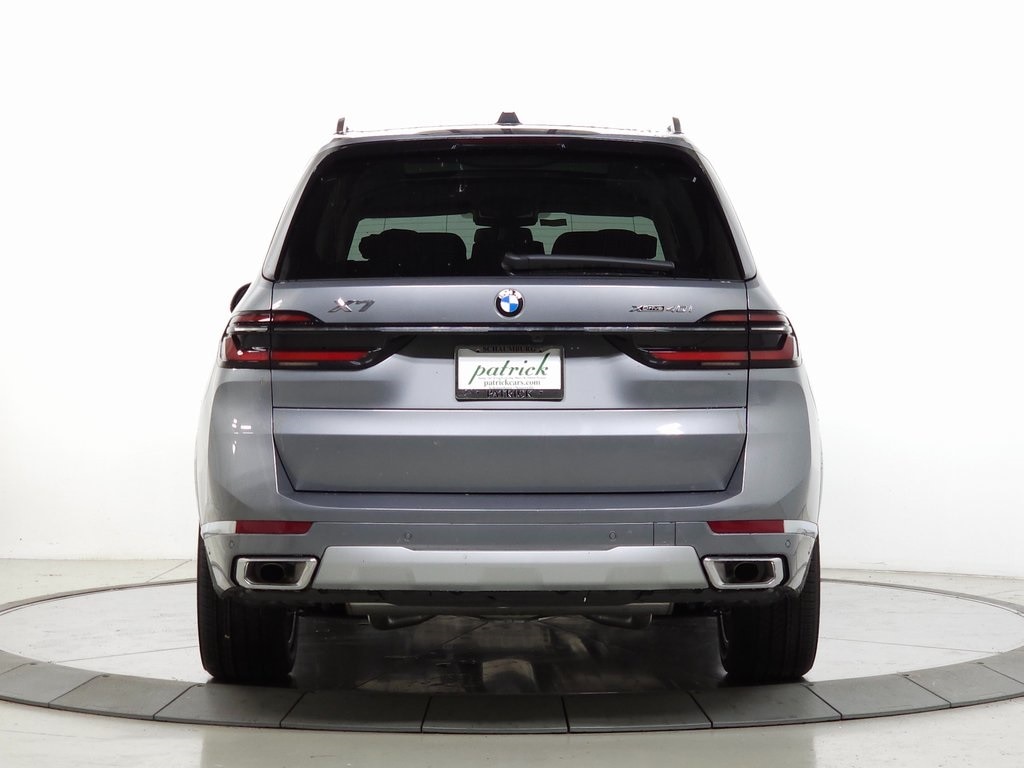 2025 BMW X7 xDrive40i 6