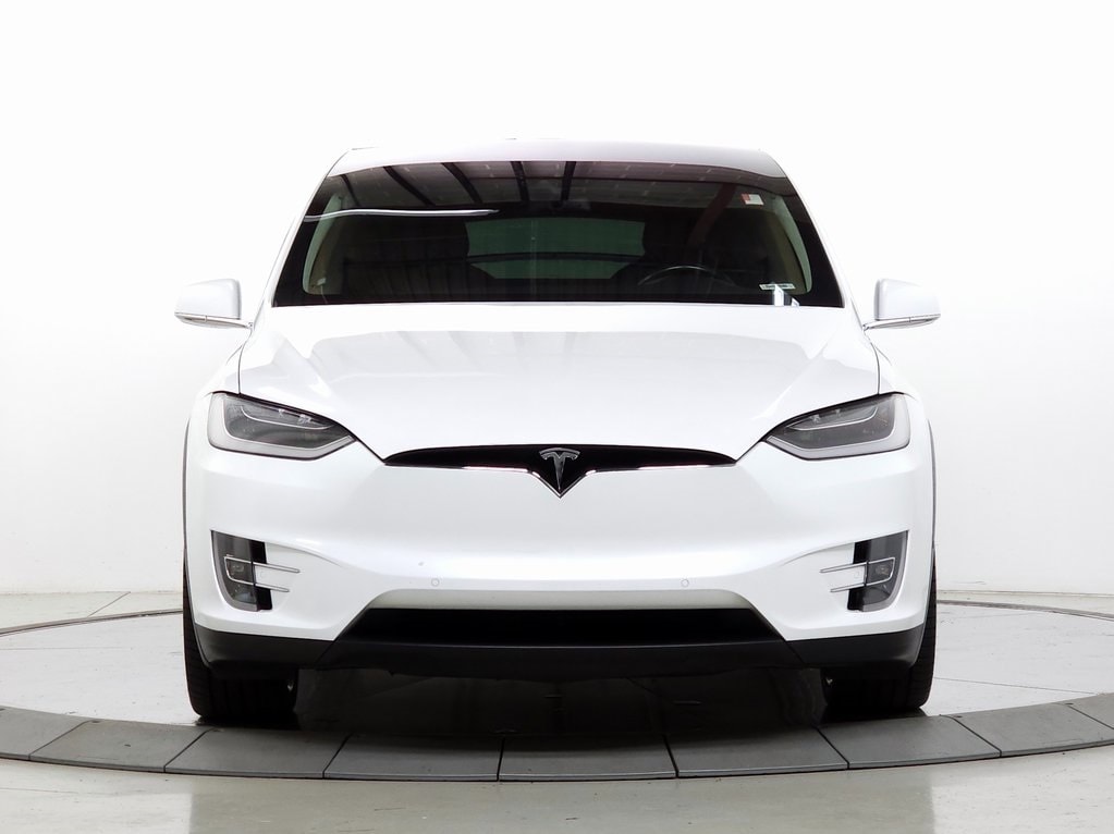 Used 2016 Tesla Model X 90D with VIN 5YJXCBE2XGF006315 for sale in Schaumburg, IL