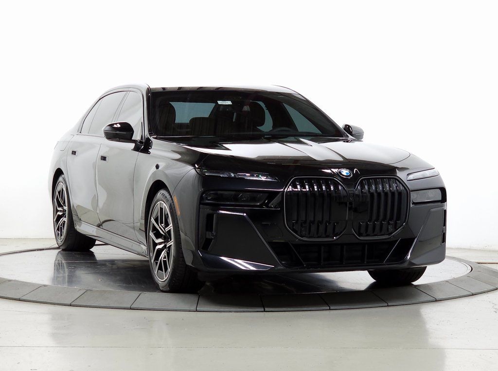 Certified 2025 BMW 760i xDrive Sedan
