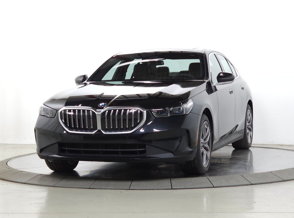 New 2026 BMW 530i xDrive Sedan