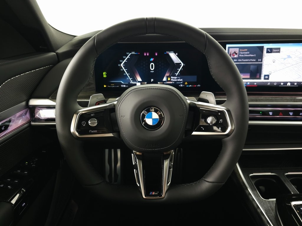 2024 BMW 760i xDrive 15