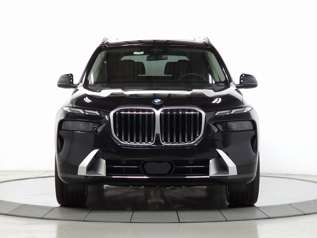 2025 BMW X7 xDrive40i 2