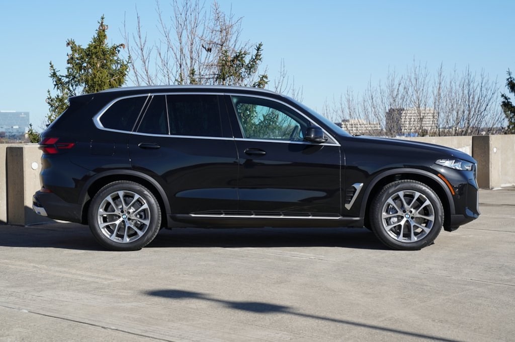 New 2026 BMW X5 PHEV xDrive50e SUV