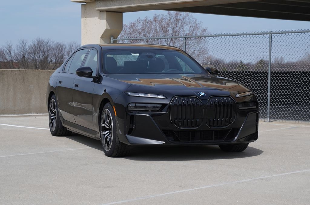 New 2026 BMW i7 xDrive60 Sedan