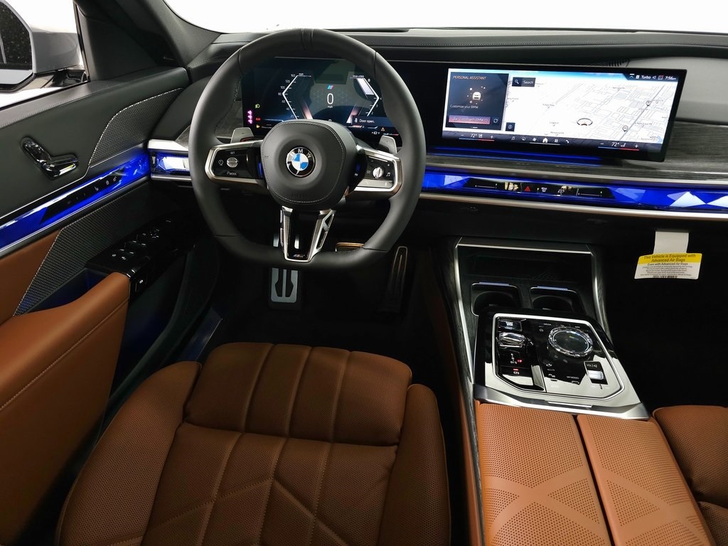 2024 BMW 760i xDrive 13