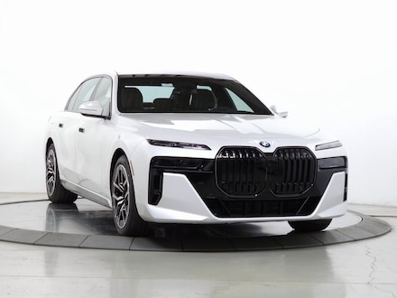 2025 BMW 760i xDrive Sedan