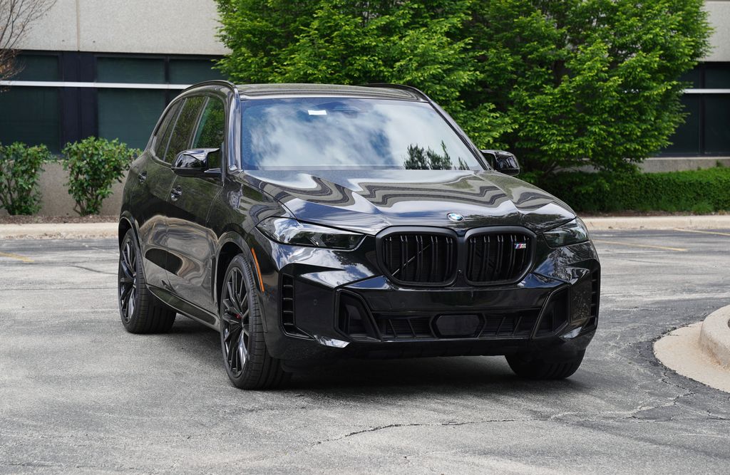 2026 BMW X5 M60i's photo