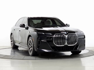 Used 2025 BMW 7 Series 760i xDrive Sedan for sale near Naperville, Hoffman Estates & Aurora IL