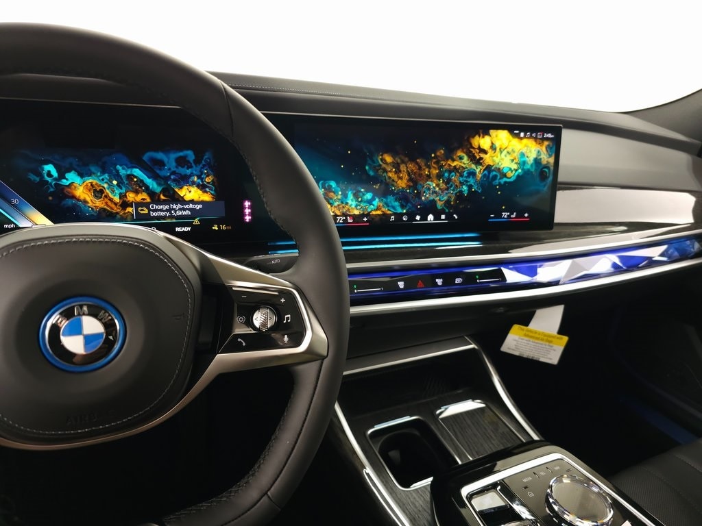 2024 BMW i7 xDrive60 28