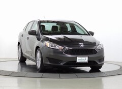 Pre-Owned 2018 Ford Focus SE Sedan for sale in Schaumburg, Illinois