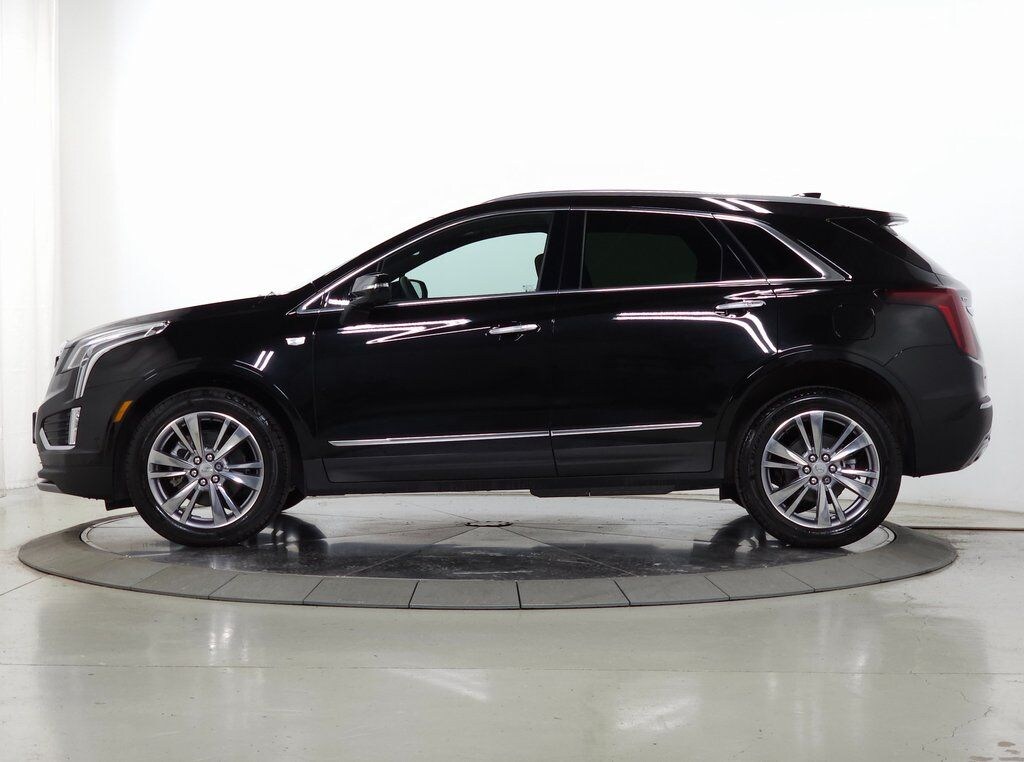 New 2026 CADILLAC XT5 Premium Luxury SUV