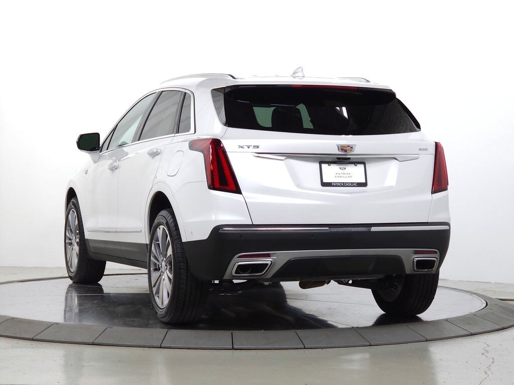 New 2026 CADILLAC XT5 Premium Luxury SUV