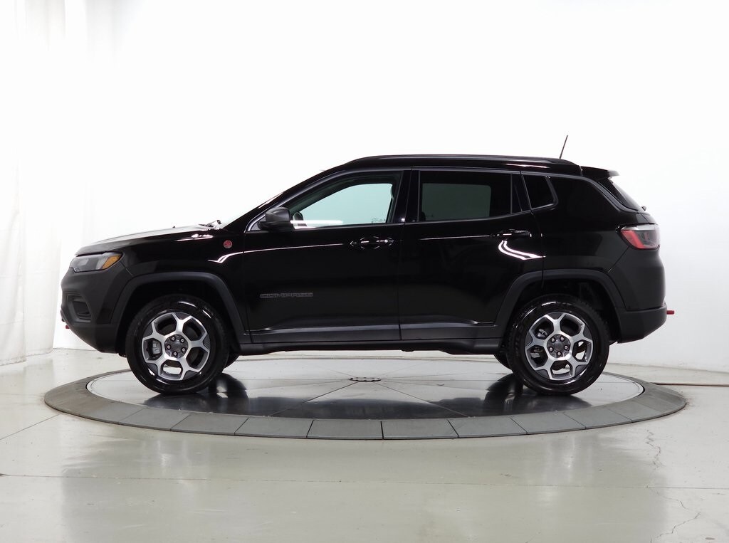 Used 2022 Jeep Compass Trailhawk SUV