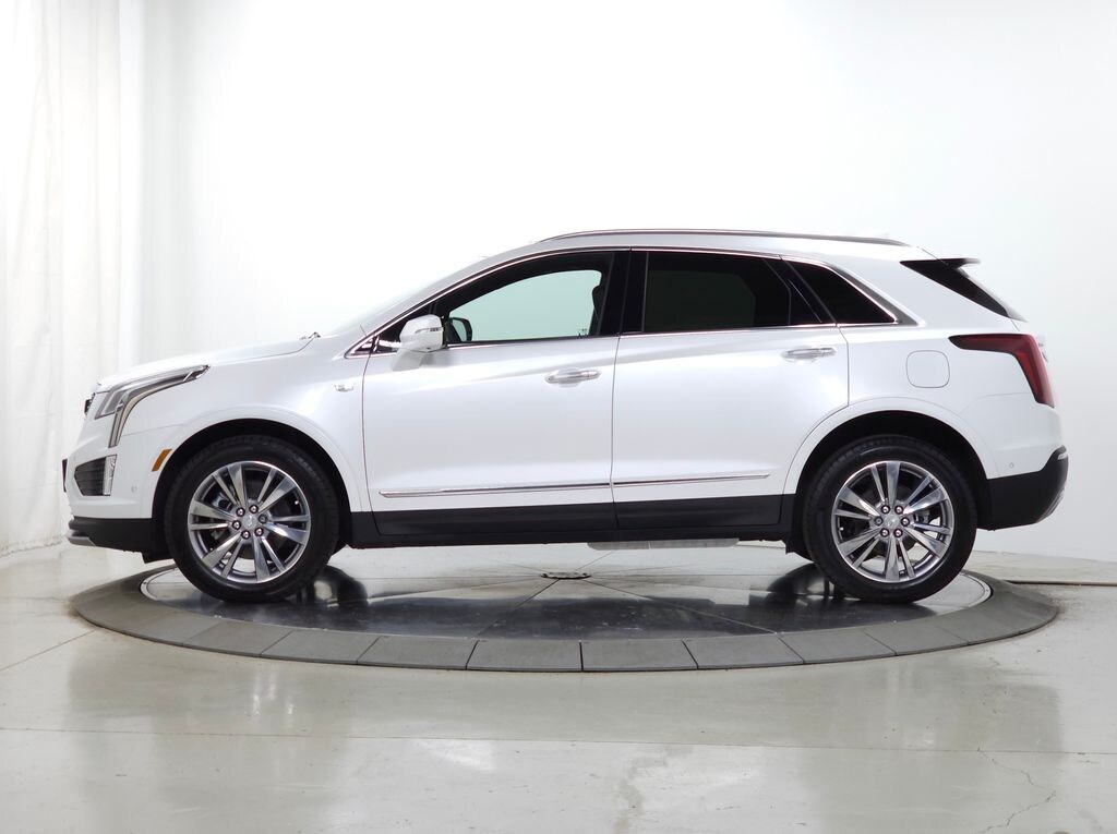 New 2026 CADILLAC XT5 Premium Luxury SUV
