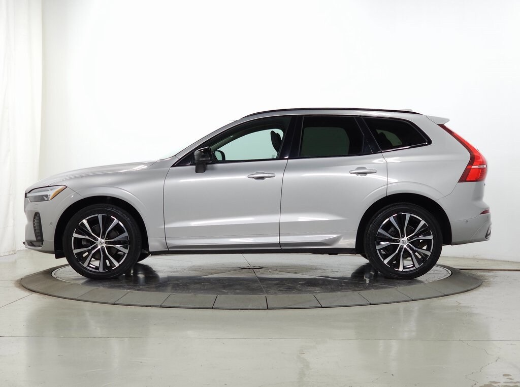 Used 2023 Volvo XC60 B5 AWD Plus Dark SUV