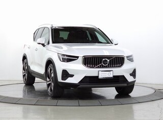 2023 Volvo XC40 B5 AWD Ultimate Bright SUV