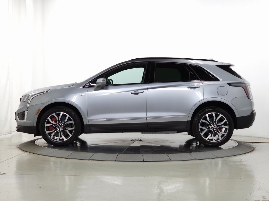 New 2025 CADILLAC XT5 Sport SUV