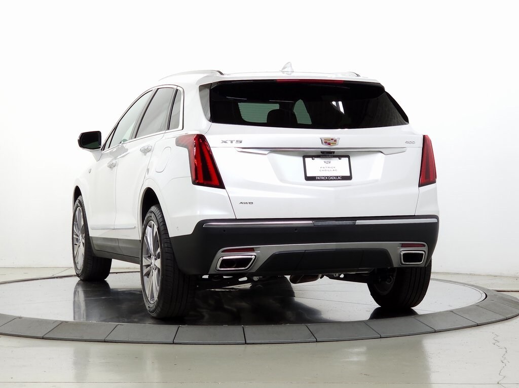 New 2025 CADILLAC XT5 Premium Luxury SUV