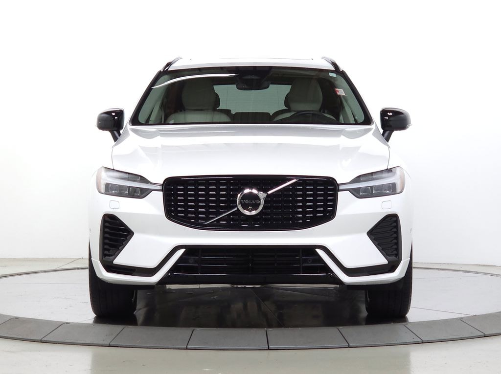 Certified 2025 Volvo XC60 plug-in hybrid T8 Plus SUV