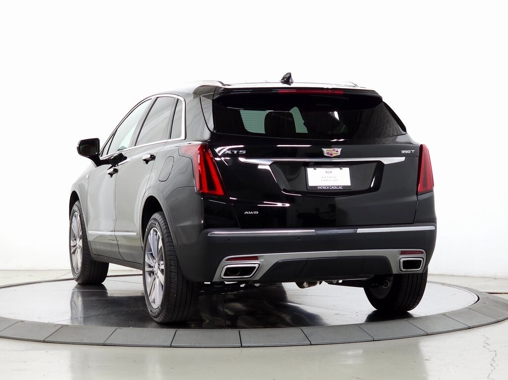 New 2025 CADILLAC XT5 Premium Luxury SUV