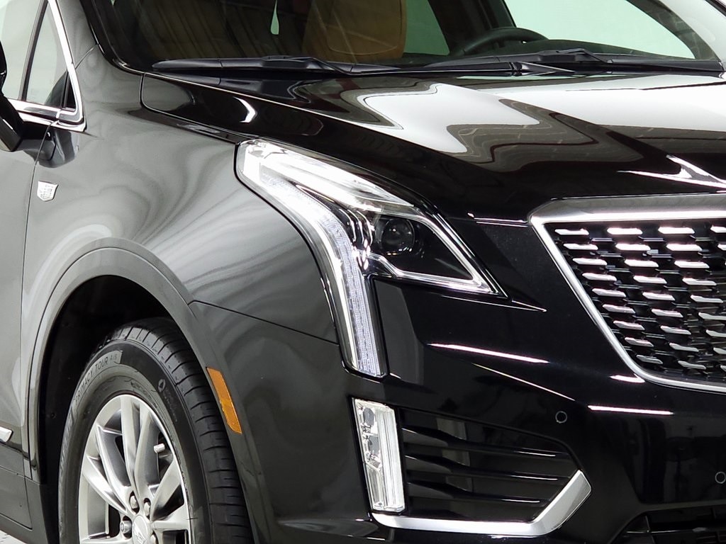 2021 CADILLAC XT5 Premium Luxury 12