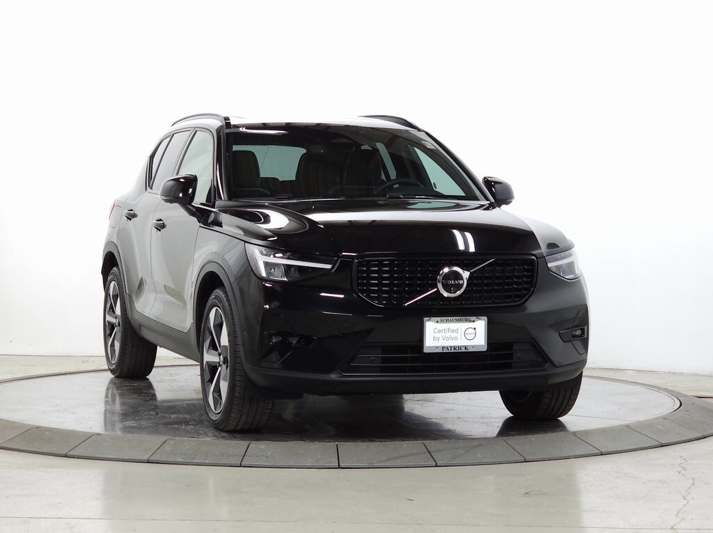 Certified 2025 Volvo XC40 B5 Plus Dark Theme SUV