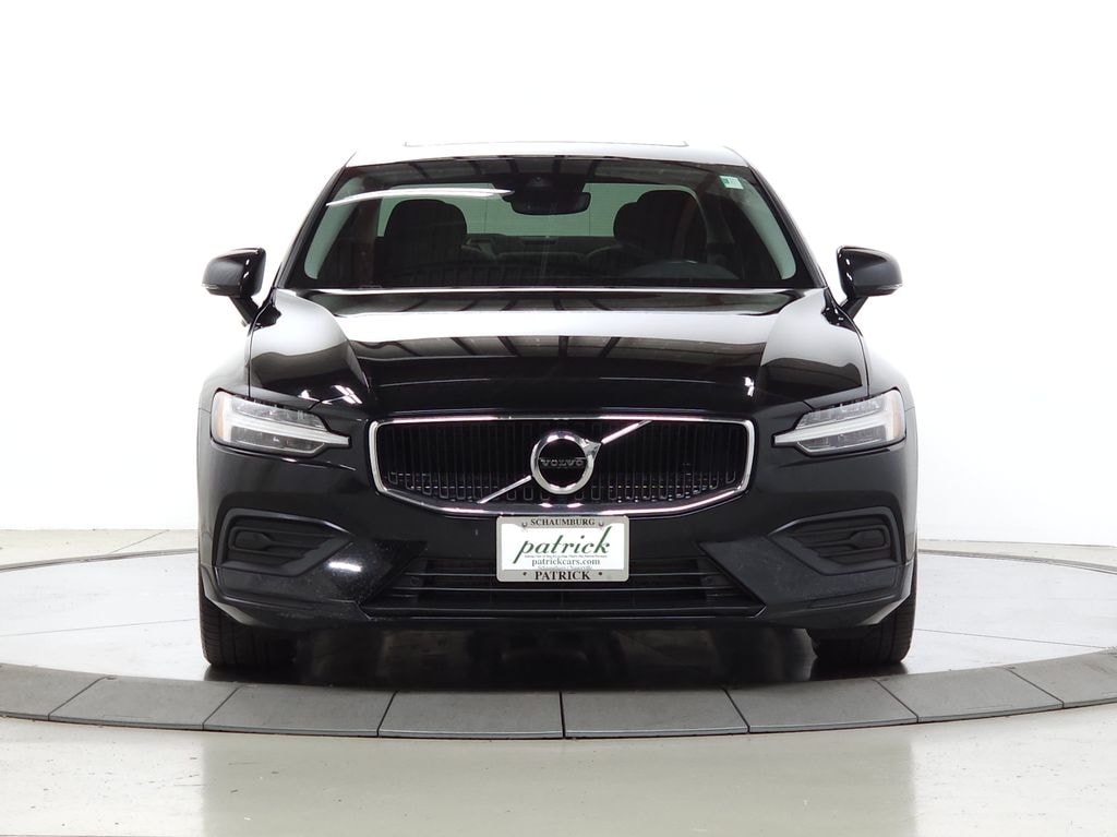 Used 2019 Volvo S60 T6 Momentum Sedan