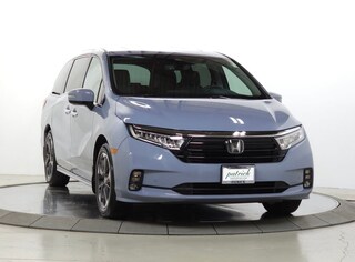 Used 2024 Honda Odyssey Elite Minivan/Van for sale in Schaumburg IL