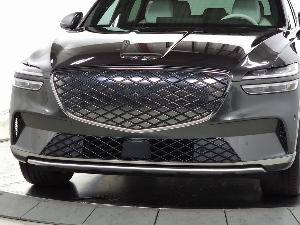 2023 Genesis Electrified GV70 Prestige 4