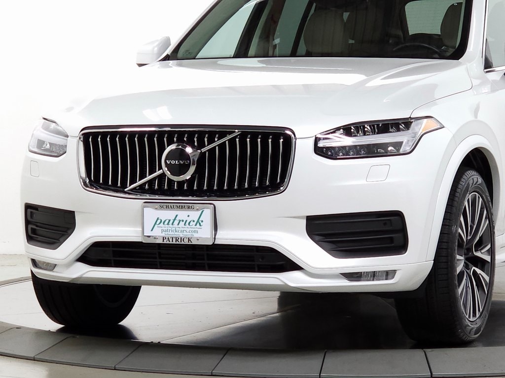 2022 Volvo XC90 T6 Momentum 4