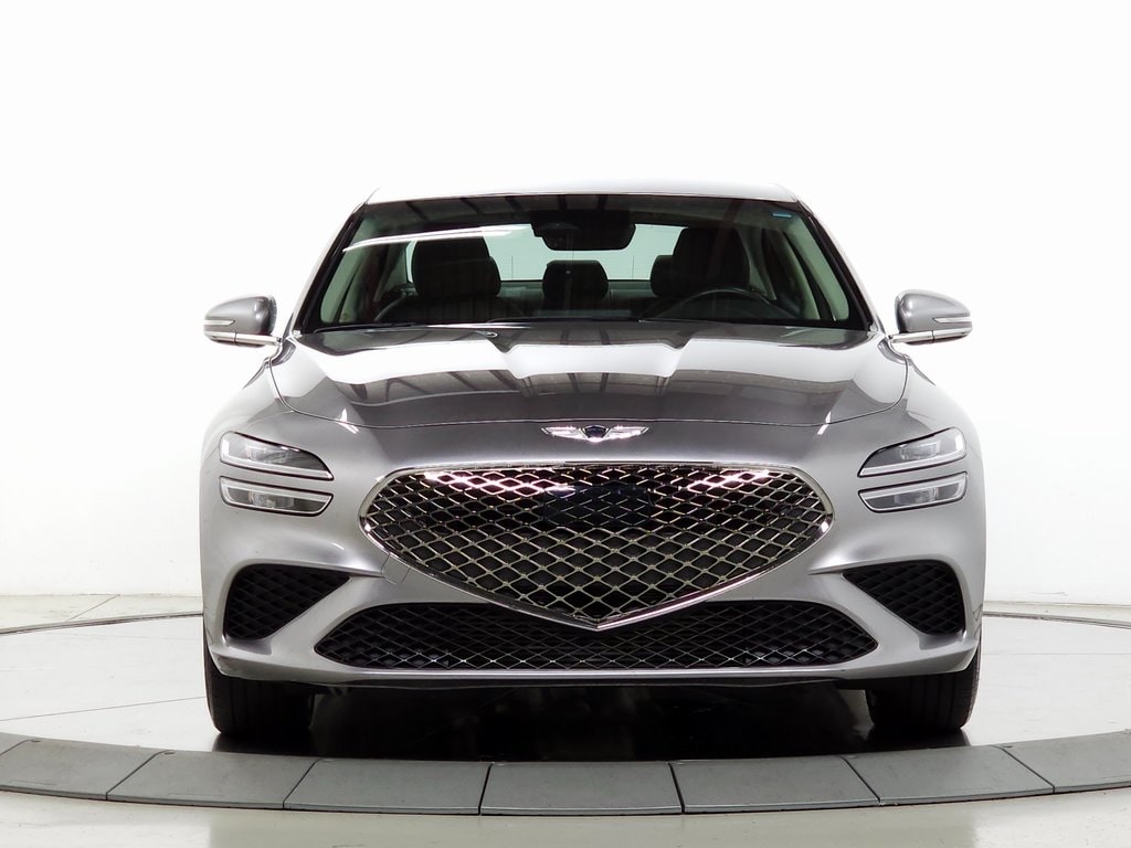 2023 Genesis G70 2.0T 3