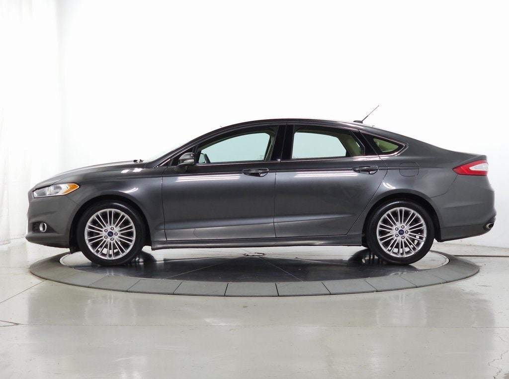 2015 Ford Fusion SE 4