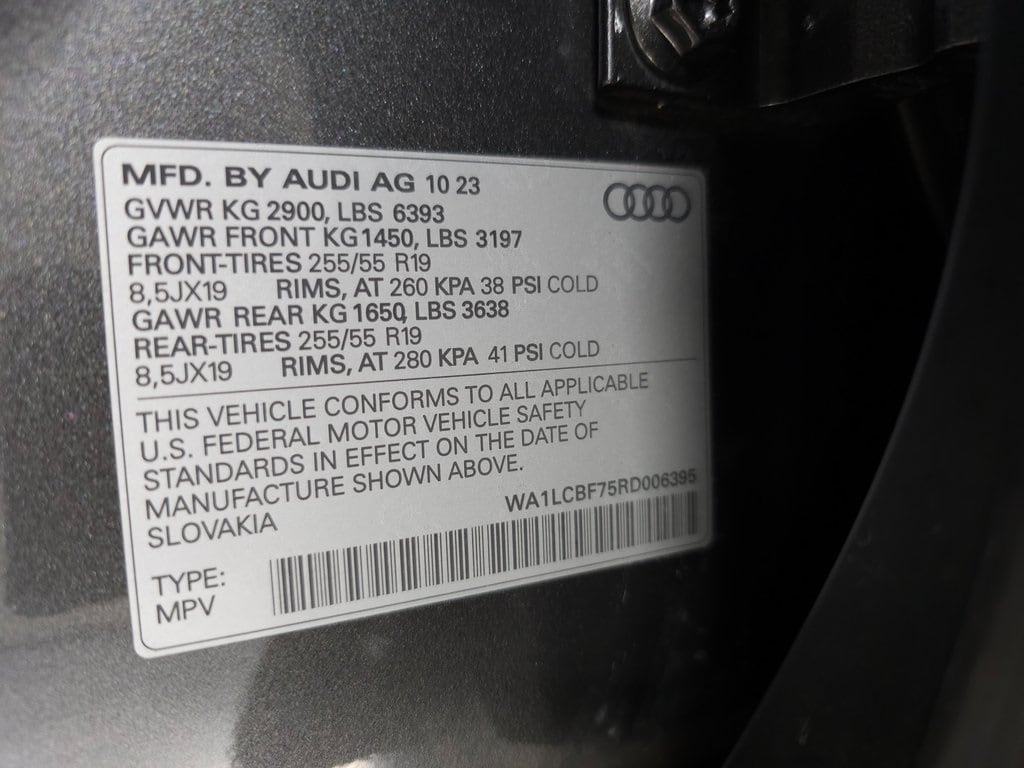 2024 Audi Q7 45 Premium Plus 33