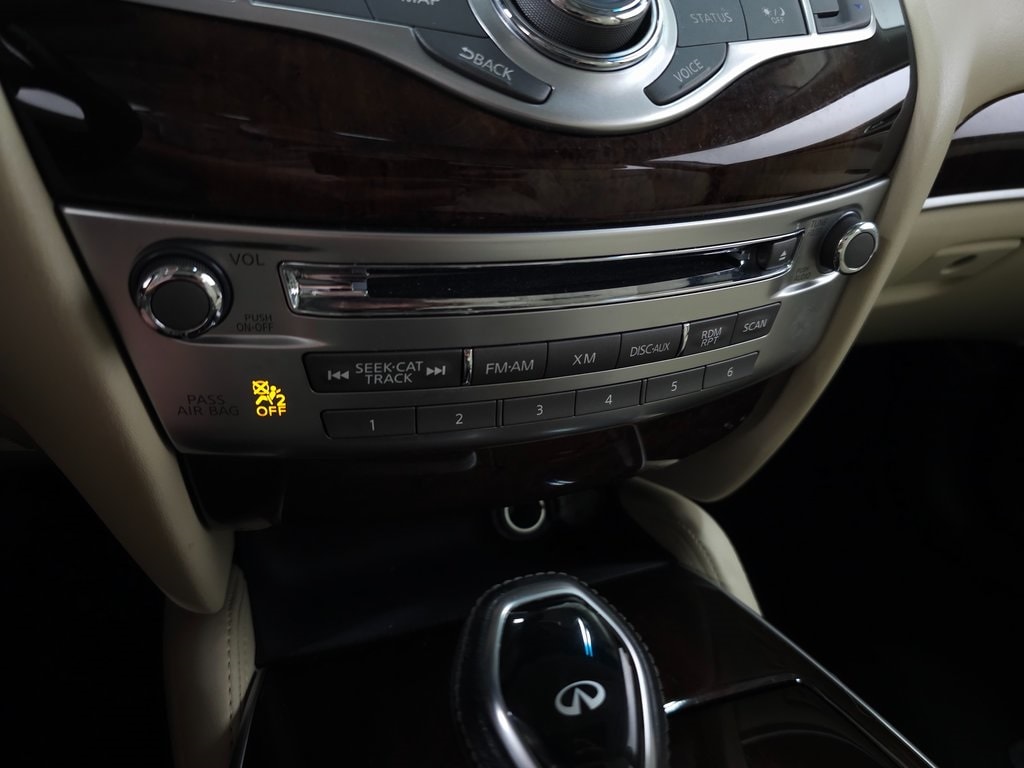 2016 INFINITI QX60 Base 30