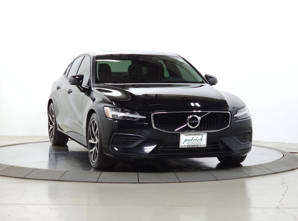 Used 2019 Volvo S60 T6 Momentum Sedan
