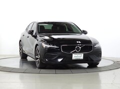 Used 2019 Volvo S60 T6 Momentum Sedan 7JRA22TK7KG005246 for Sale in Schaumburg, IL at Patrick Volvo Cars
