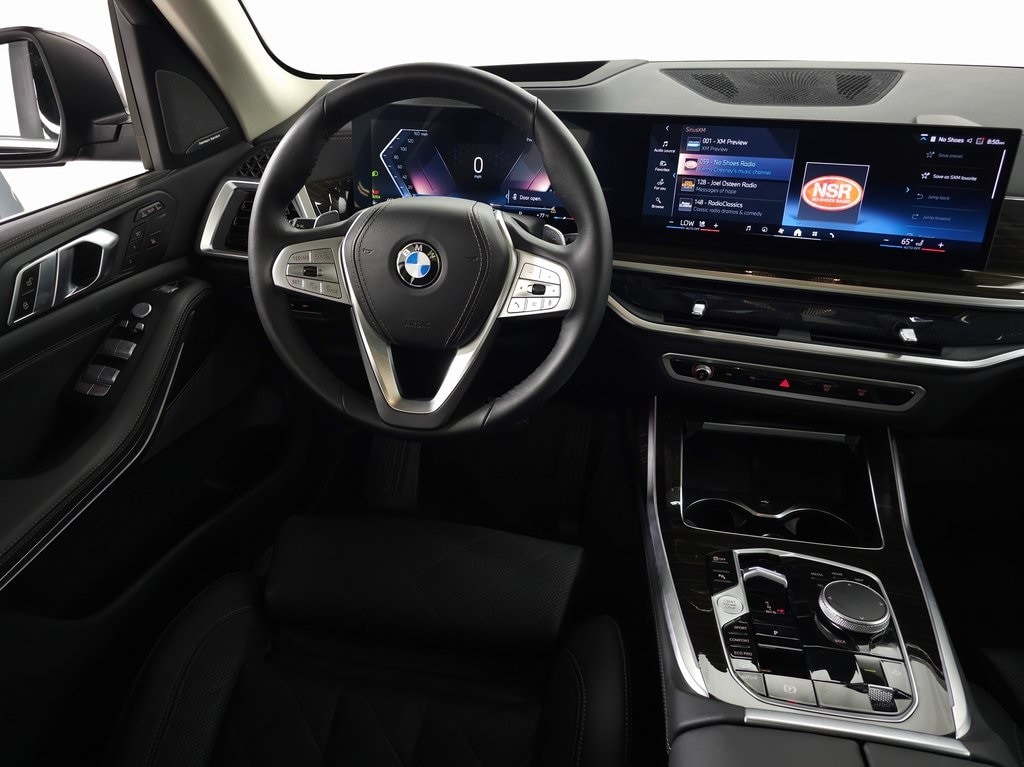 2024 BMW X7 xDrive40i 17