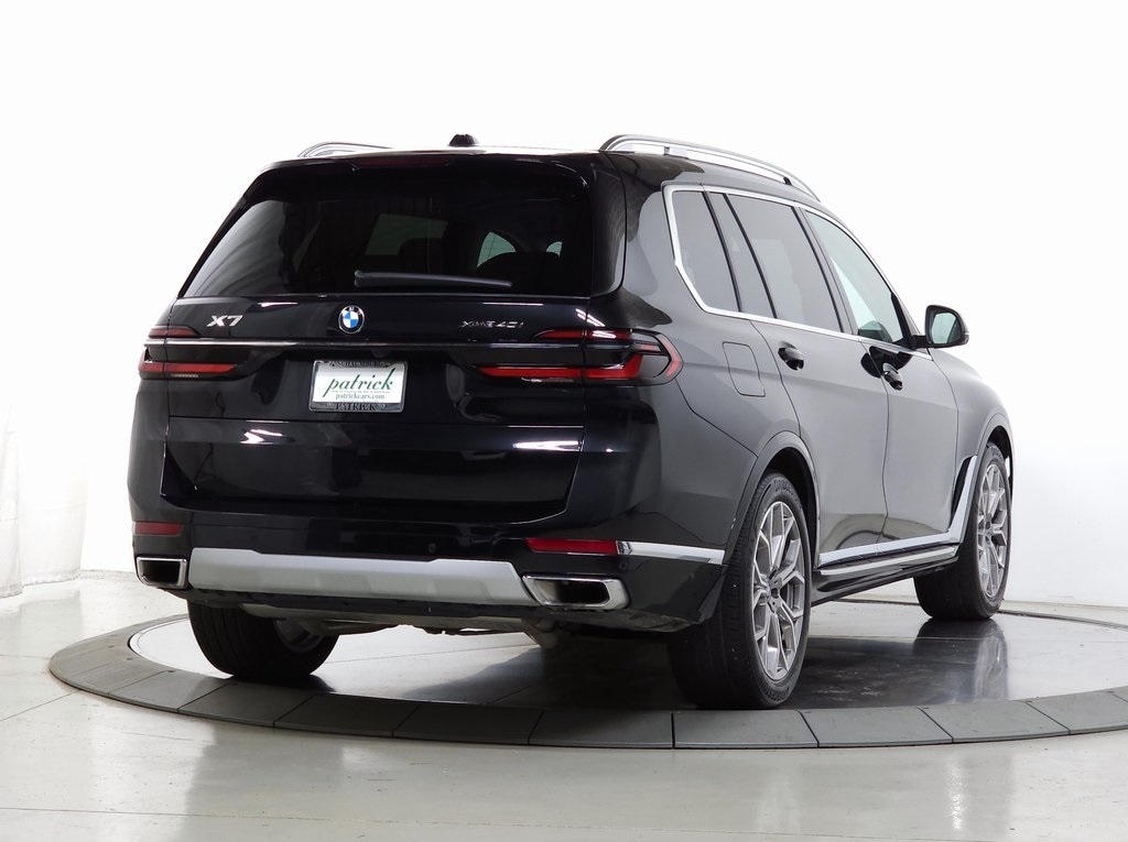 2024 BMW X7 xDrive40i 8