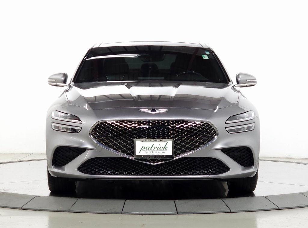 2022 Genesis G70 2.0T 3