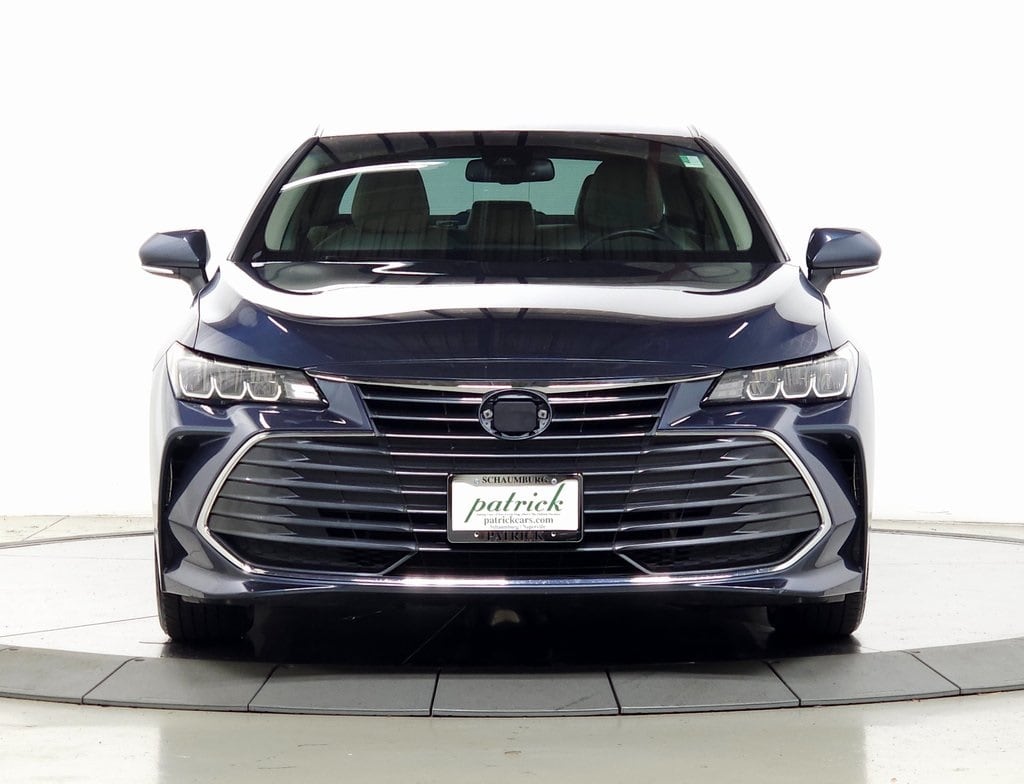 2021 Toyota Avalon XLE 3