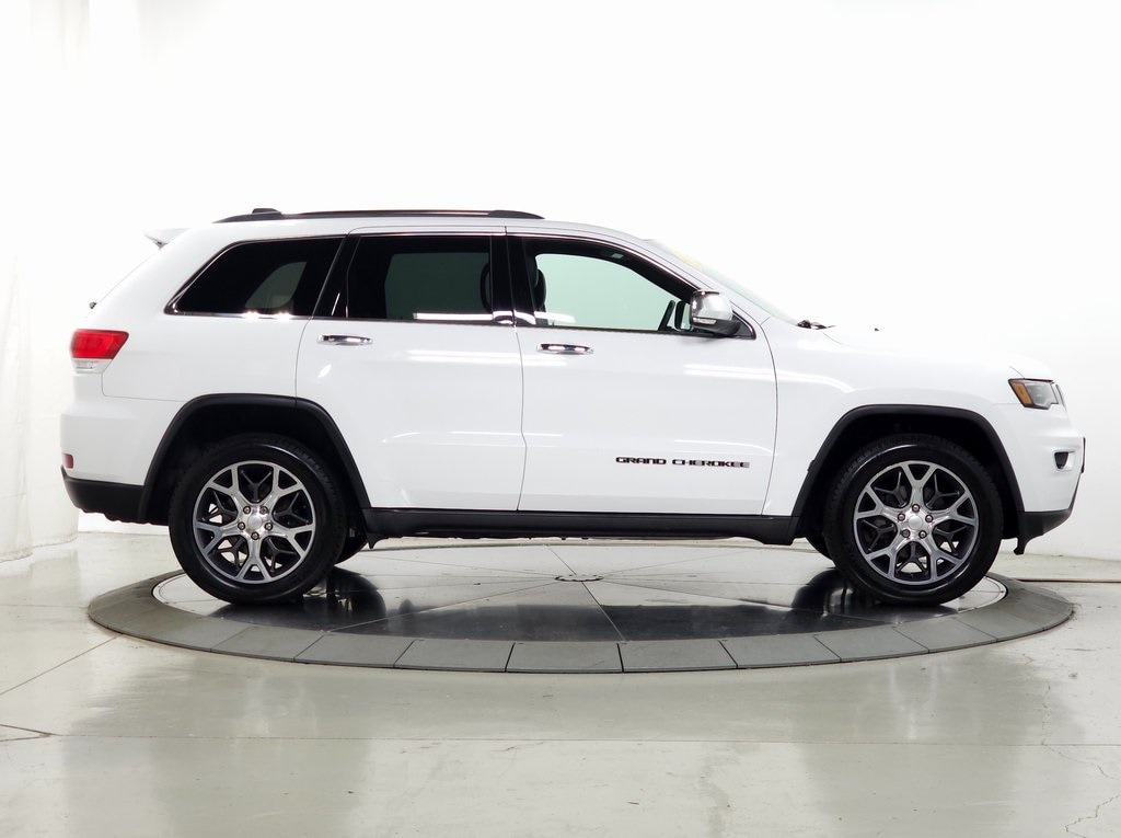 2019 Jeep Grand Cherokee Limited 11