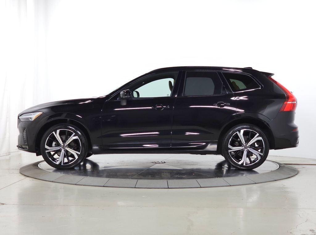 Used 2025 Volvo XC60 B5 Ultra SUV